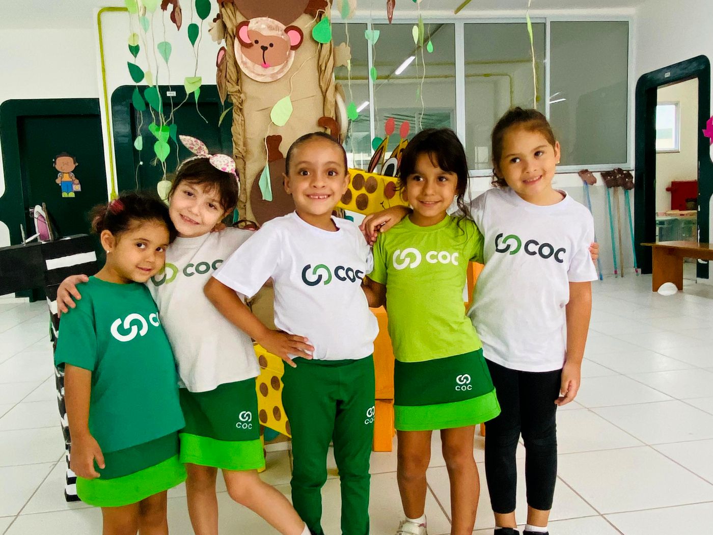 Alunas da educação infantil do COC Barra Funda